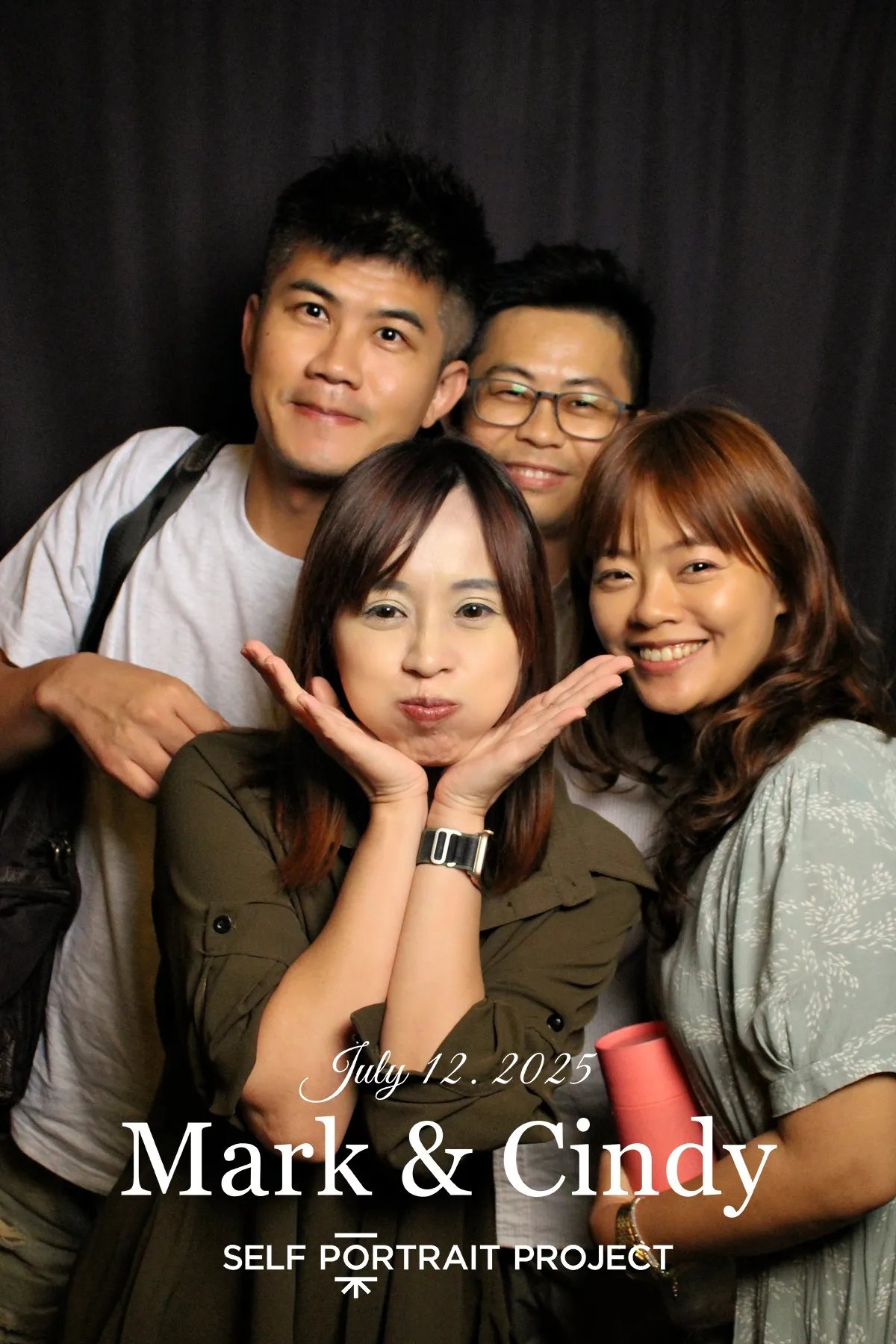 Mark & Cindy 婚禮 有邊框拍貼作品 — The Self-Portrait Project Taipei 台北拍貼