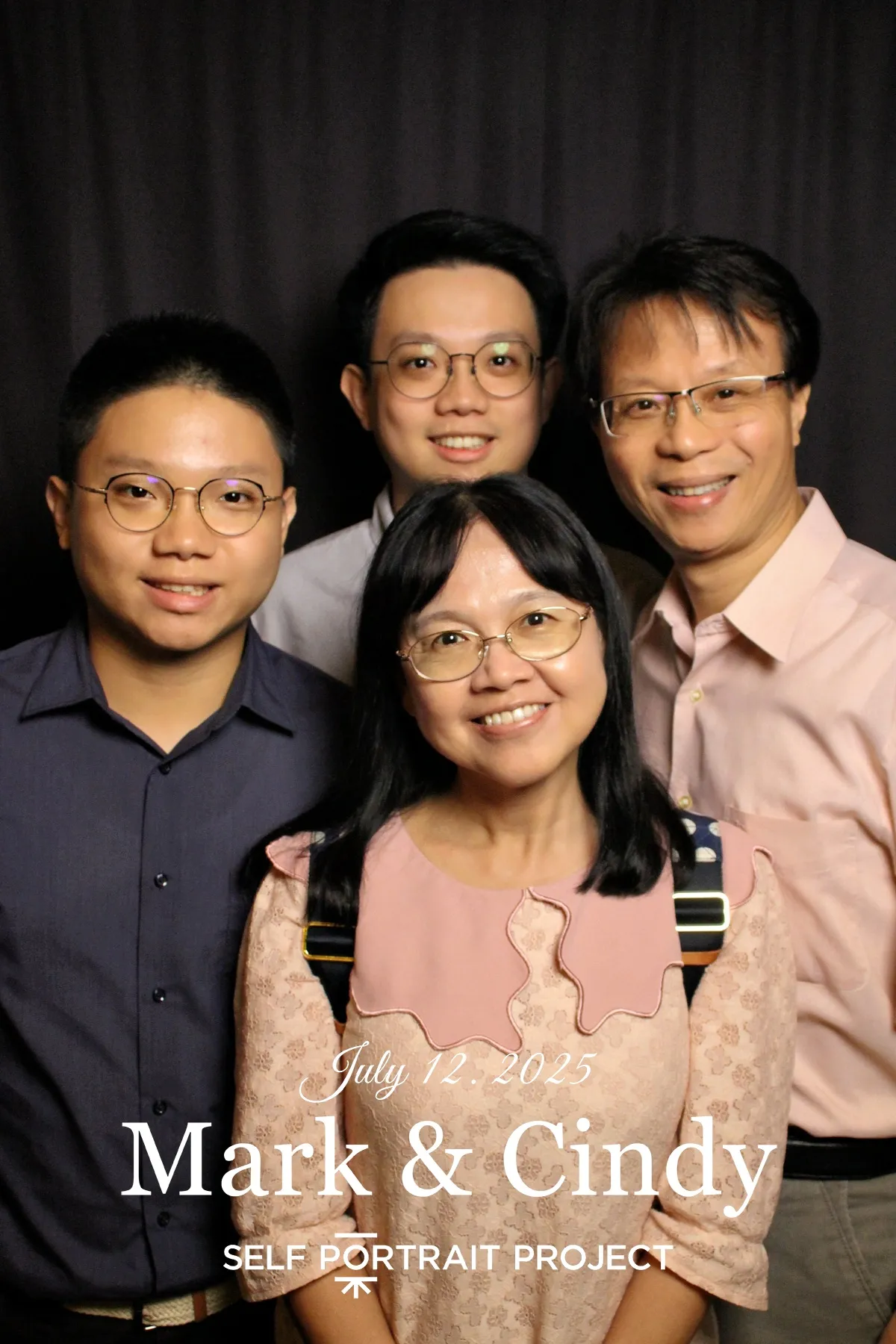 Mark & Cindy 婚禮 有邊框拍貼作品 — The Self-Portrait Project Taipei 台北拍貼