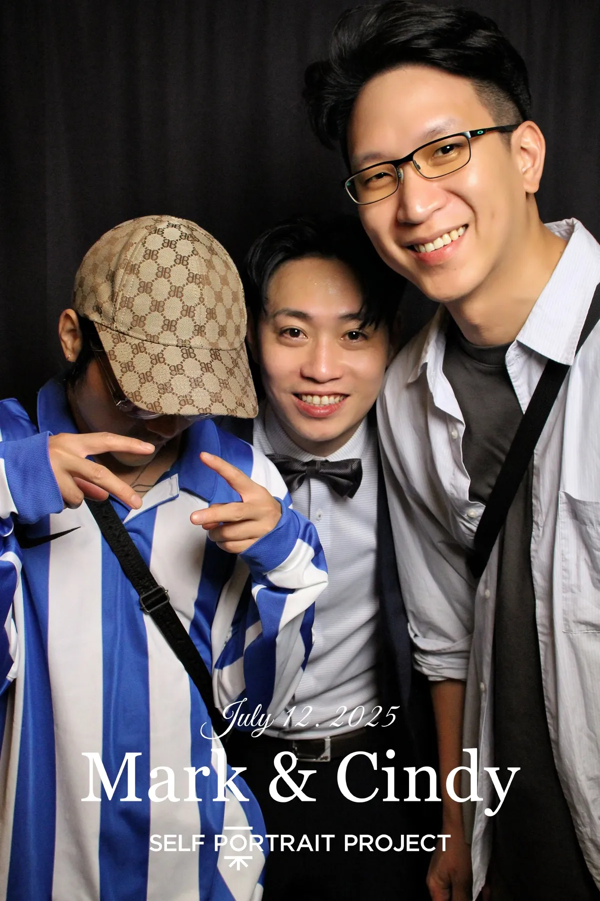 Mark & Cindy 婚禮 有邊框拍貼作品 — The Self-Portrait Project Taipei 台北拍貼