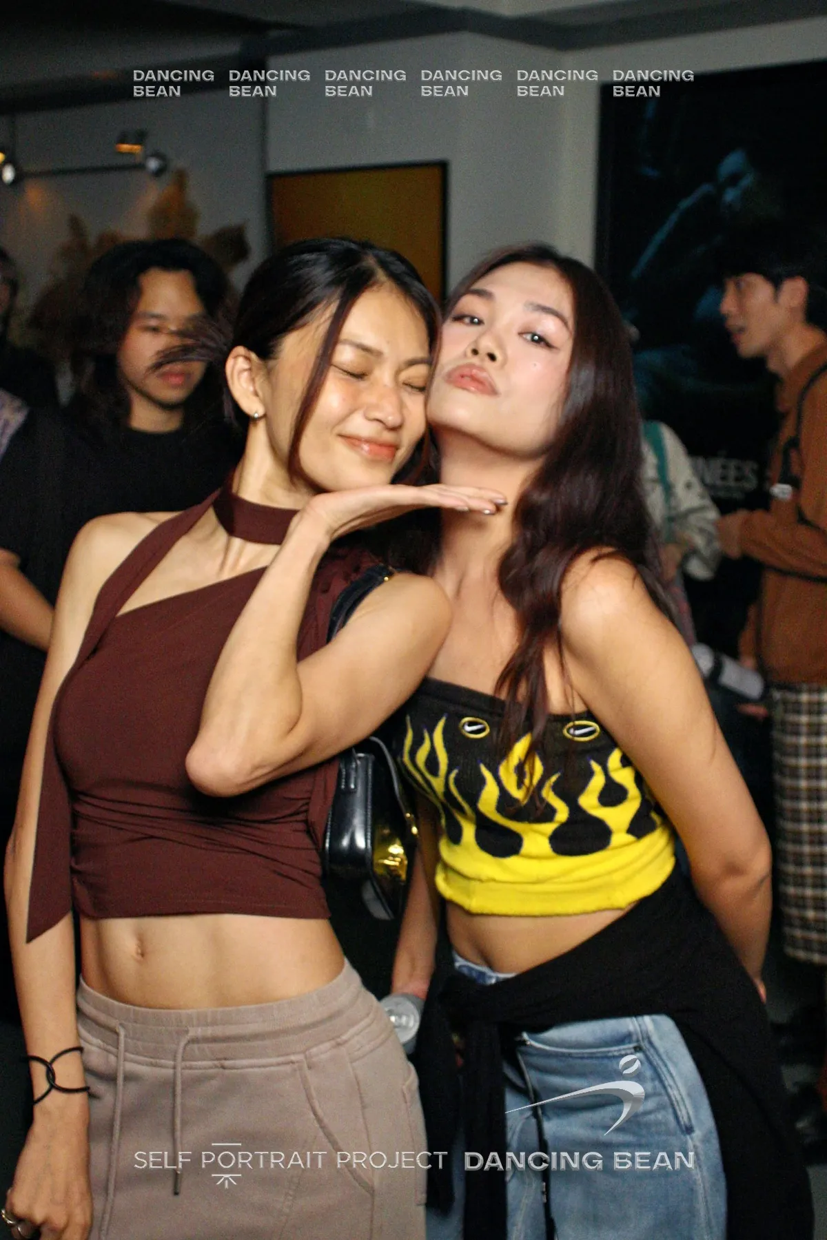 Dancing Bean 開幕派對 有邊框拍貼作品 — The Self-Portrait Project Taipei 台北拍貼