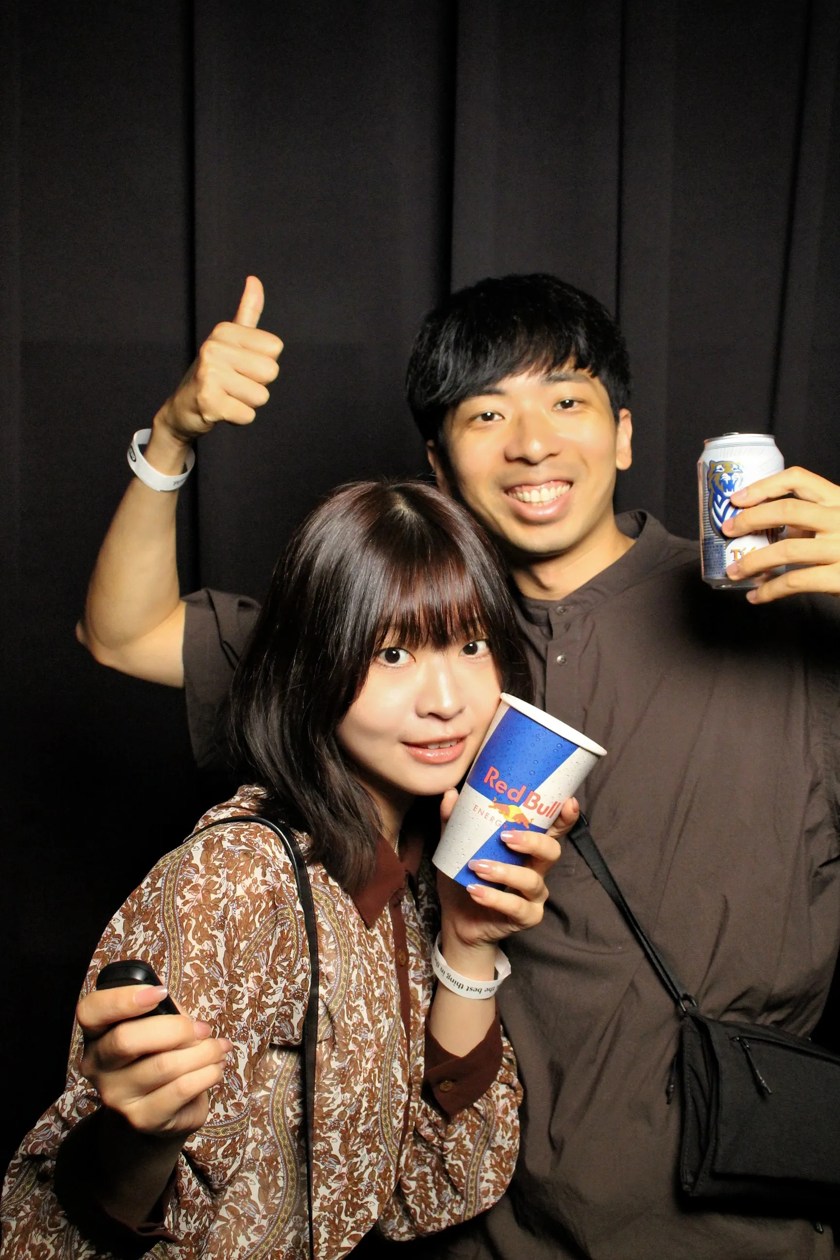 Golden English Party 無邊框拍貼作品 — The Self-Portrait Project Taipei 台北拍貼